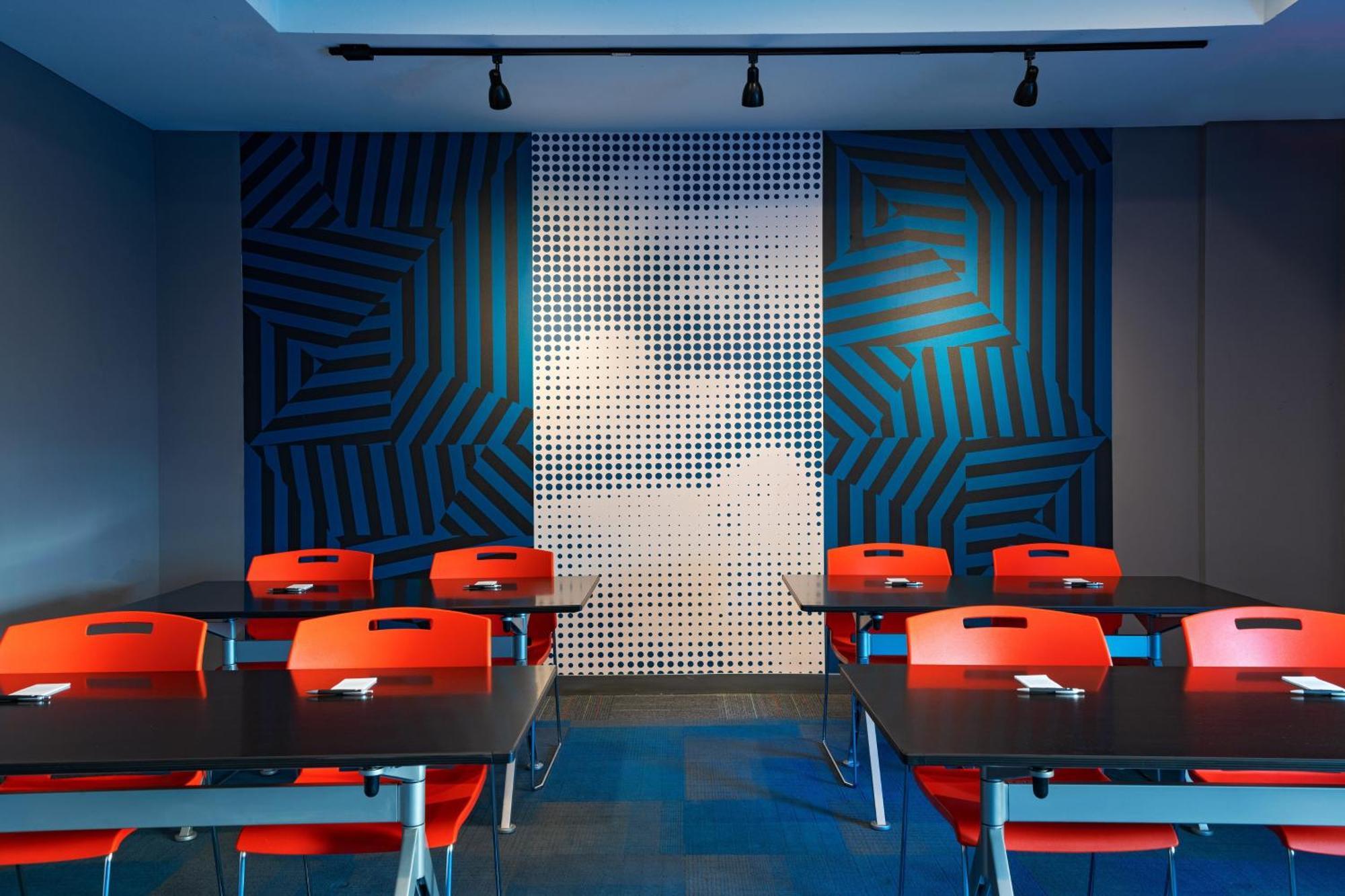 Aloft Waco Downtown Hotel Екстериор снимка