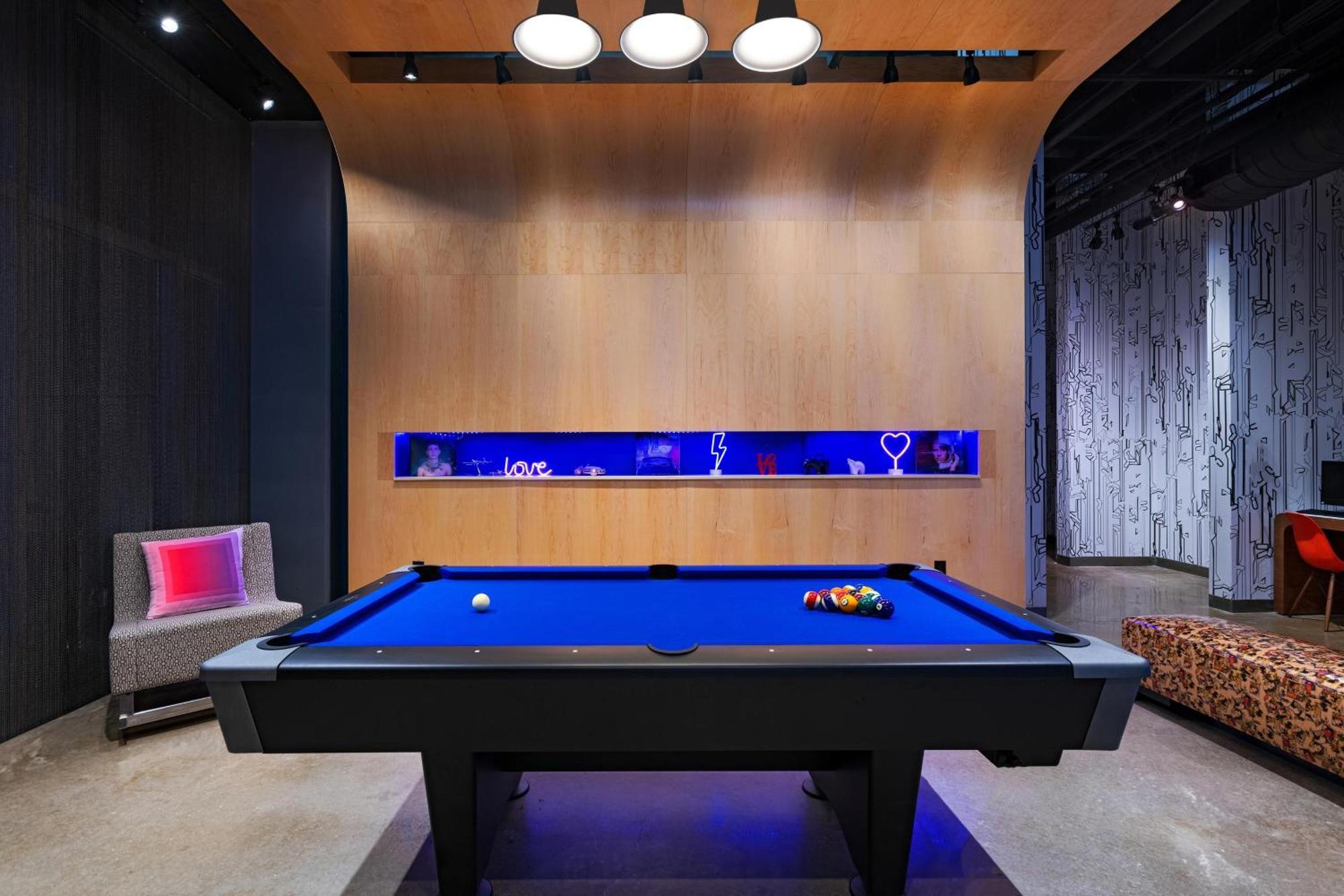 Aloft Waco Downtown Hotel Екстериор снимка